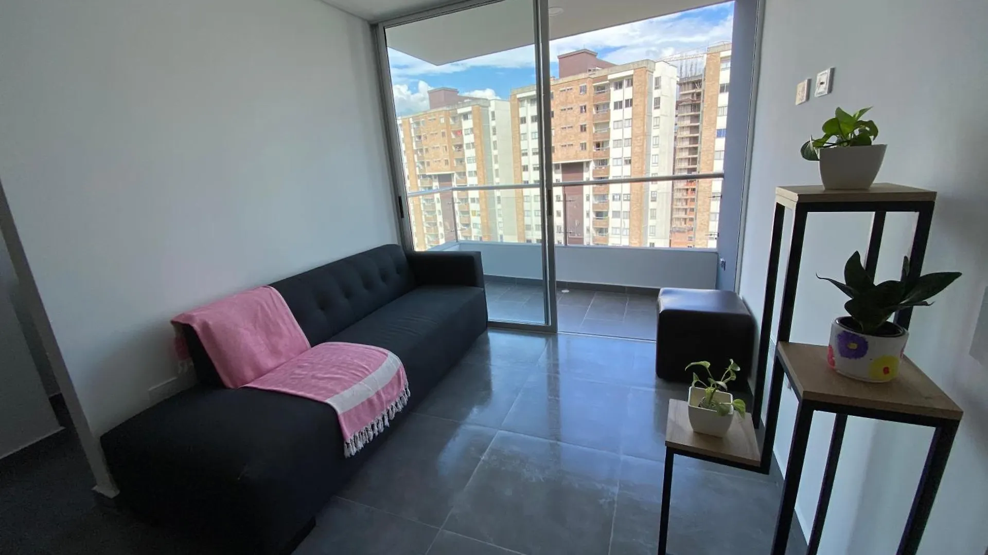 Hermoso Y Comodo Apartamento Sabaneta Colombia