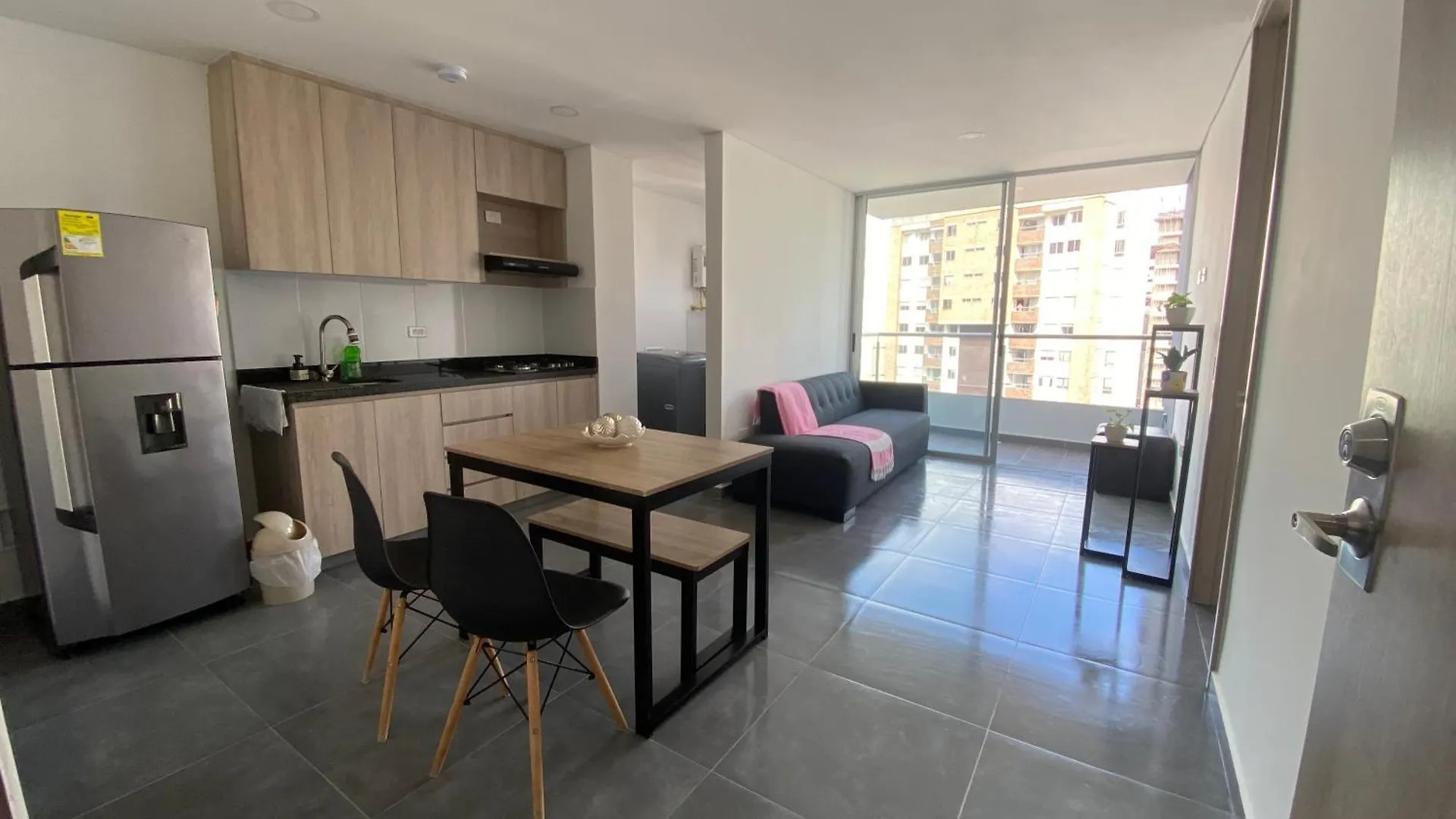 Hermoso Y Comodo Apartamento Sabaneta Colombia